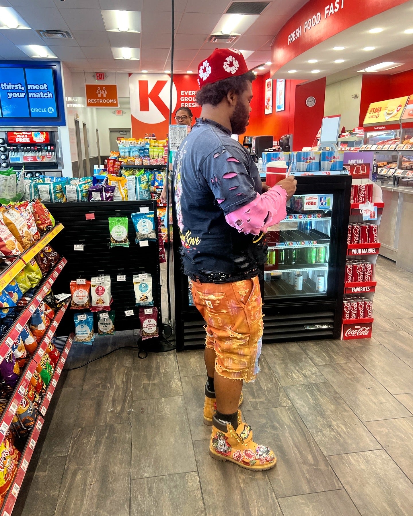 “BLIND LOVE” Gallery ❤️🔥🥀⚡️